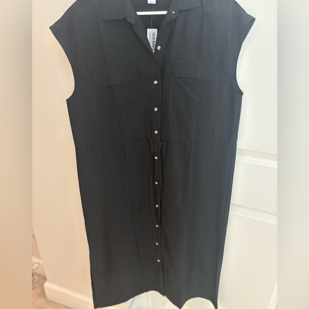 Old Navy Black adjustable waist dress